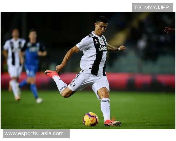 球星绕杆足球技巧解析:突破极限展现个人风采与团队配合的完美结合 球星绕杆足球技巧解析:突破极限展现个人风采与团队配合的完美结合